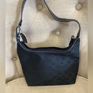 Black shoulder bag